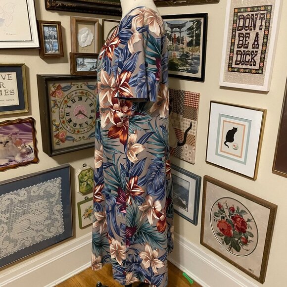 Hilo Hattie Brown and Blue Cotton Rayon Hawaiian Floral Short Sleeve Dress 2XL - Picture 2 of 5
